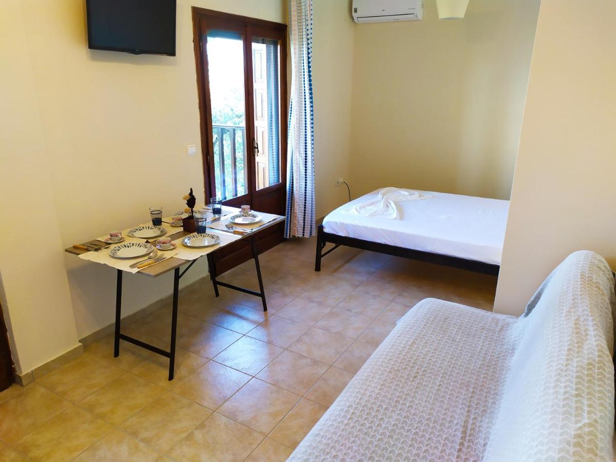 Villa Leonidas Greecefiloxenia Lefokastro Luaran gambar