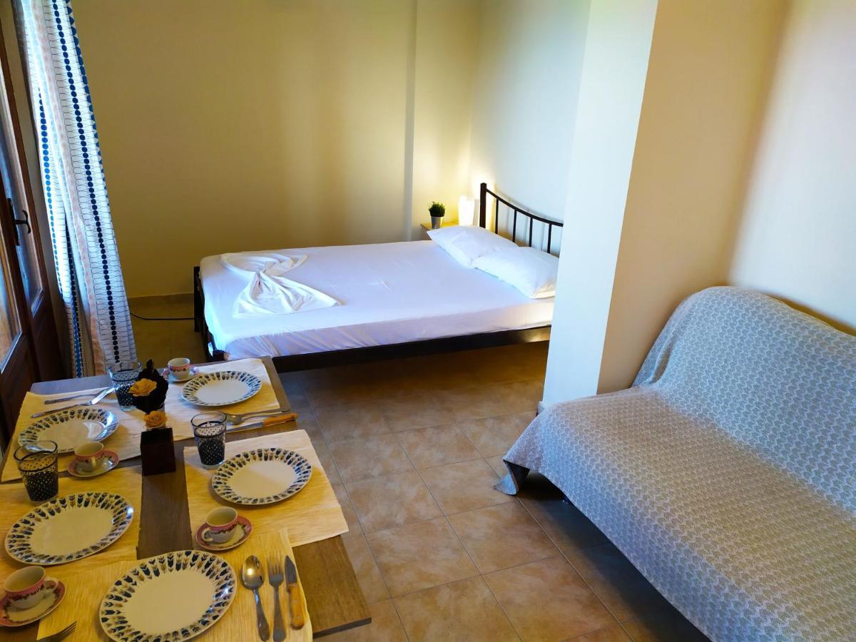 Villa Leonidas Greecefiloxenia Lefokastro Luaran gambar