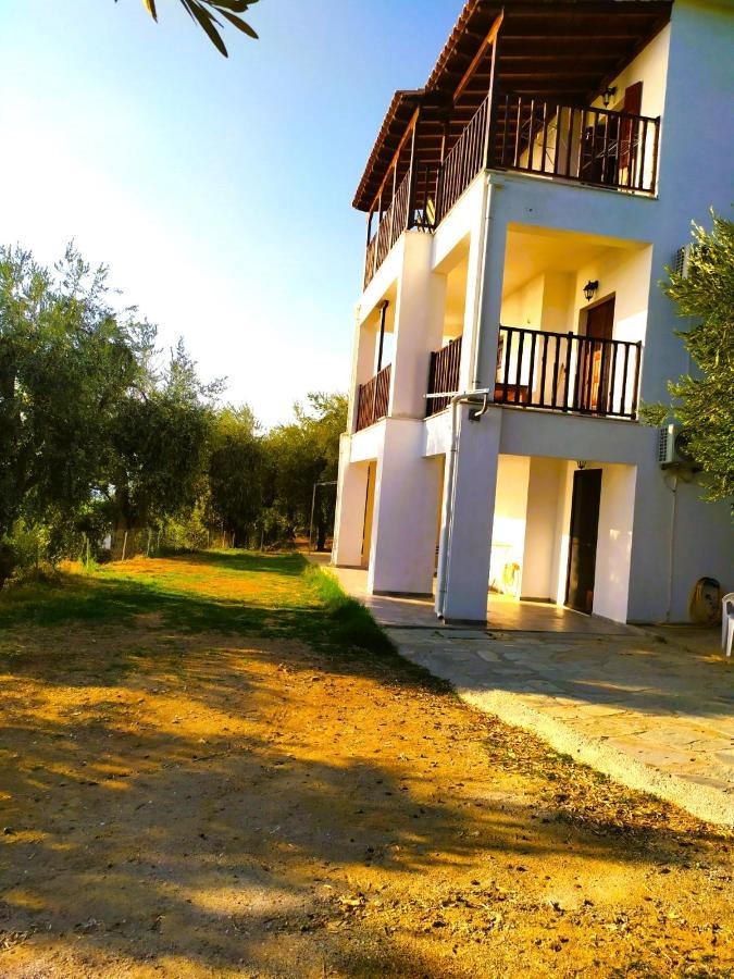 Villa Leonidas Greecefiloxenia Lefokastro Luaran gambar